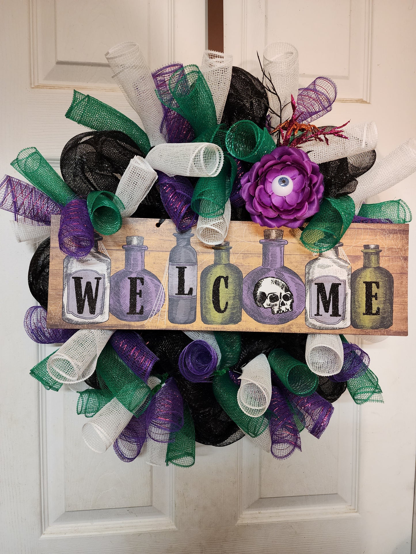 Welcome Halloween Deco Mesh Wreath
