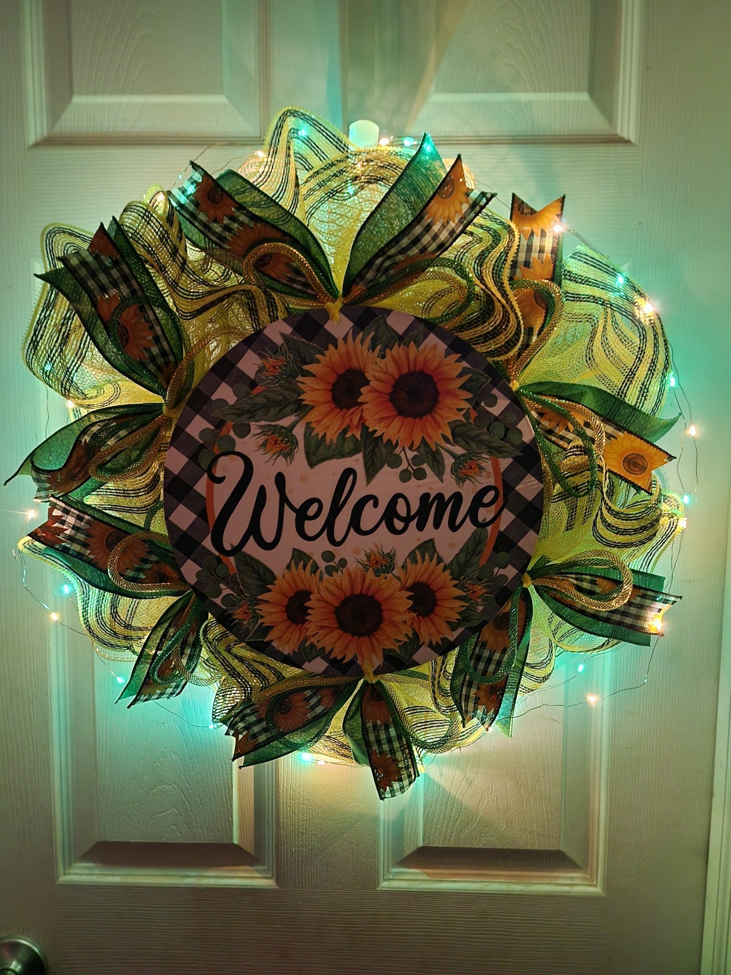 Sunflower Welcome Wreath with Green & Light Yellow Fairy Lights & Metal Sign
