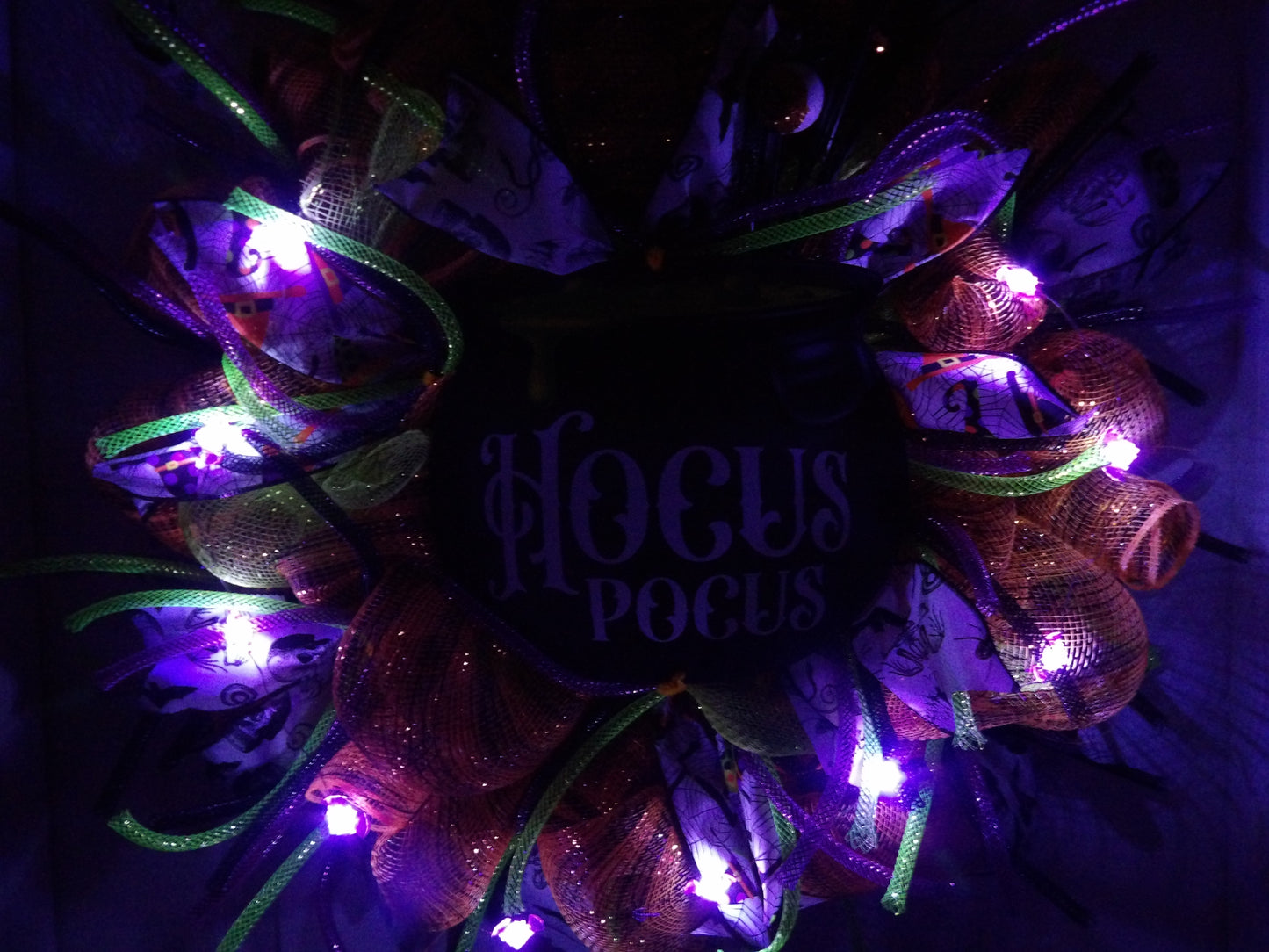 Hocus Pocus Halloween Wreath with Lights – Handmade Halloween Decor