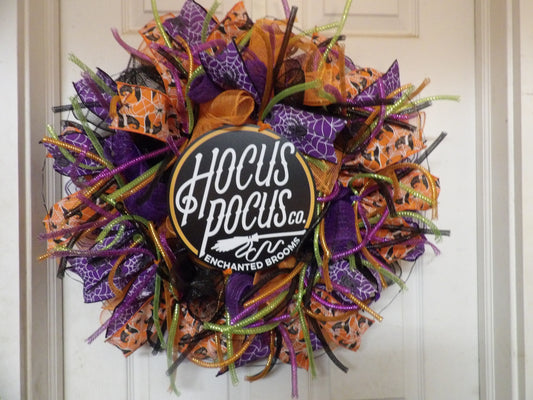 π§ββοΈ Hocus Pocus Halloween Wreath β "Enchanted Brooms" Sign with Lights