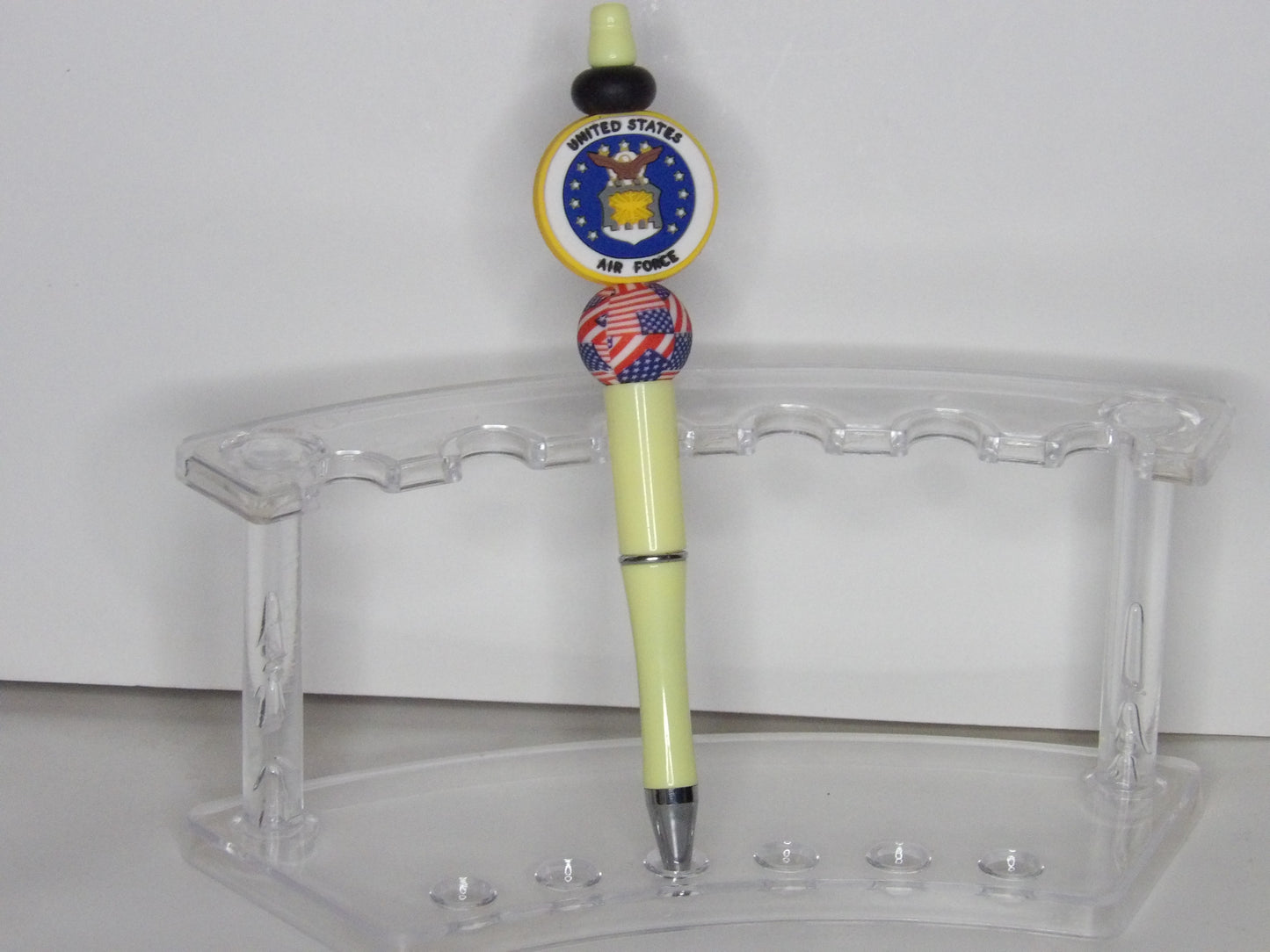 šļø Military Beaded Pens ā Handmade Patriotic Pens to Honor Our Heroes
