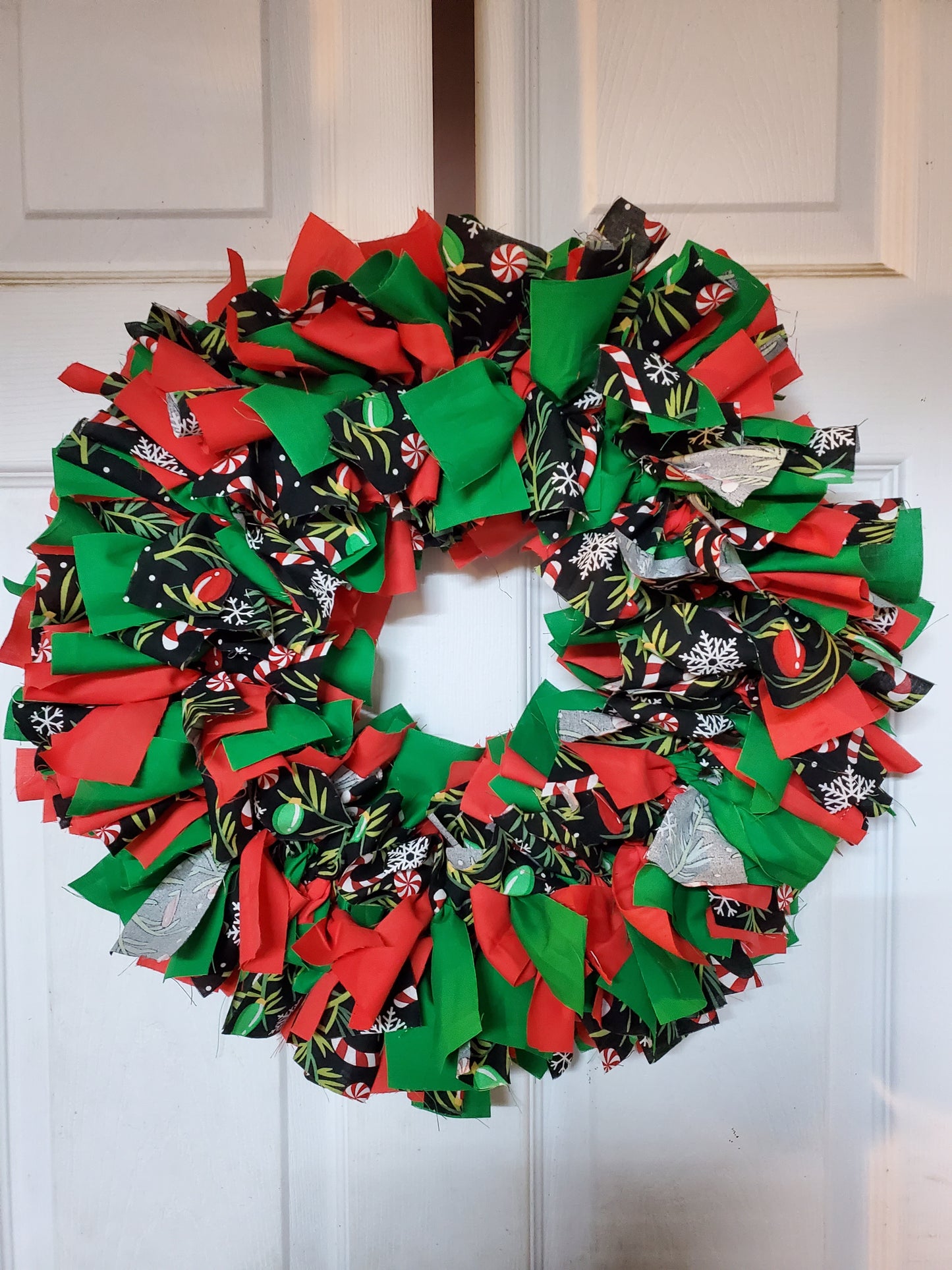 Christmas Fabric Rag Wreath