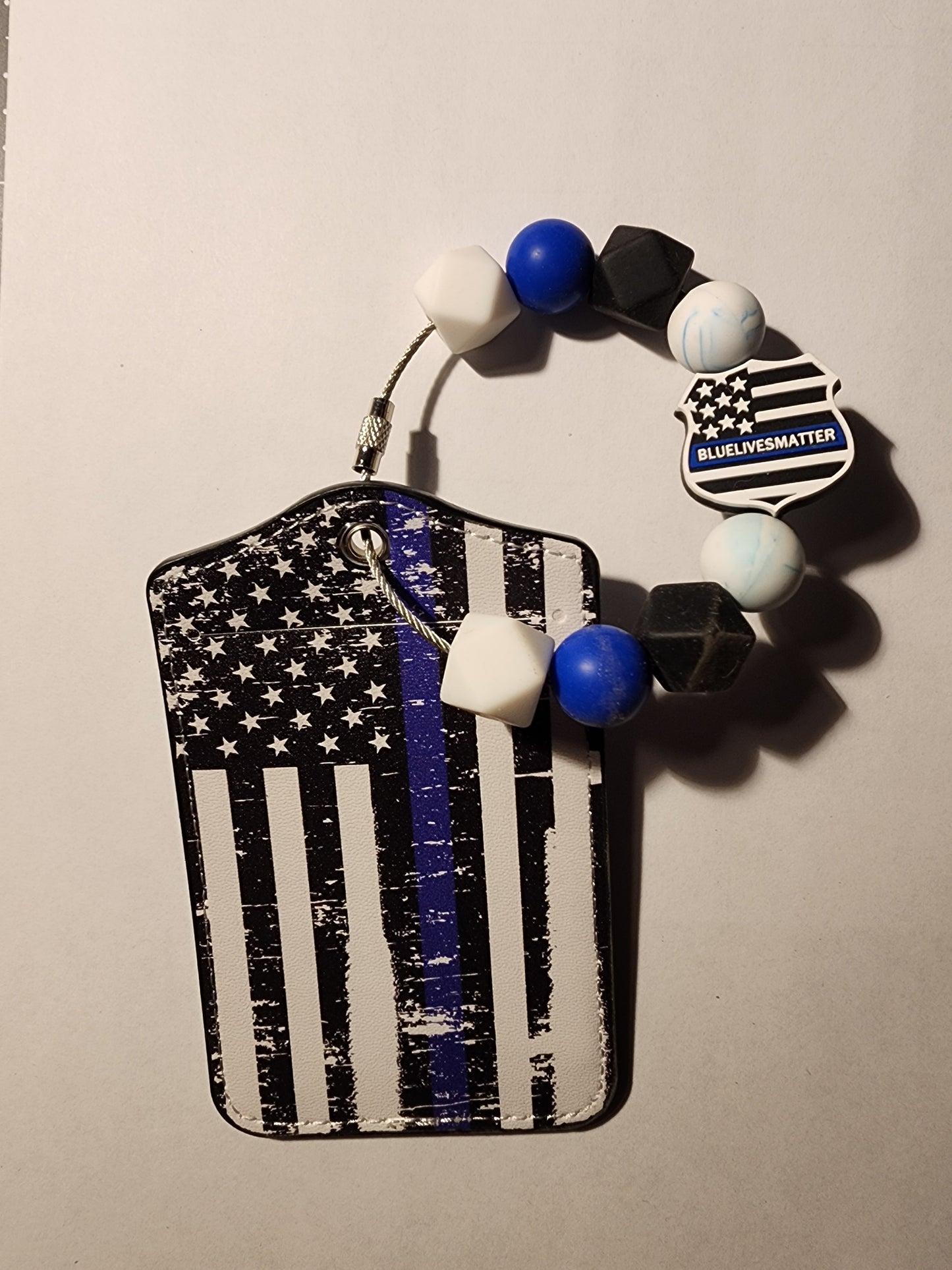 ✈️ Beaded Luggage Tags with Unique Designs