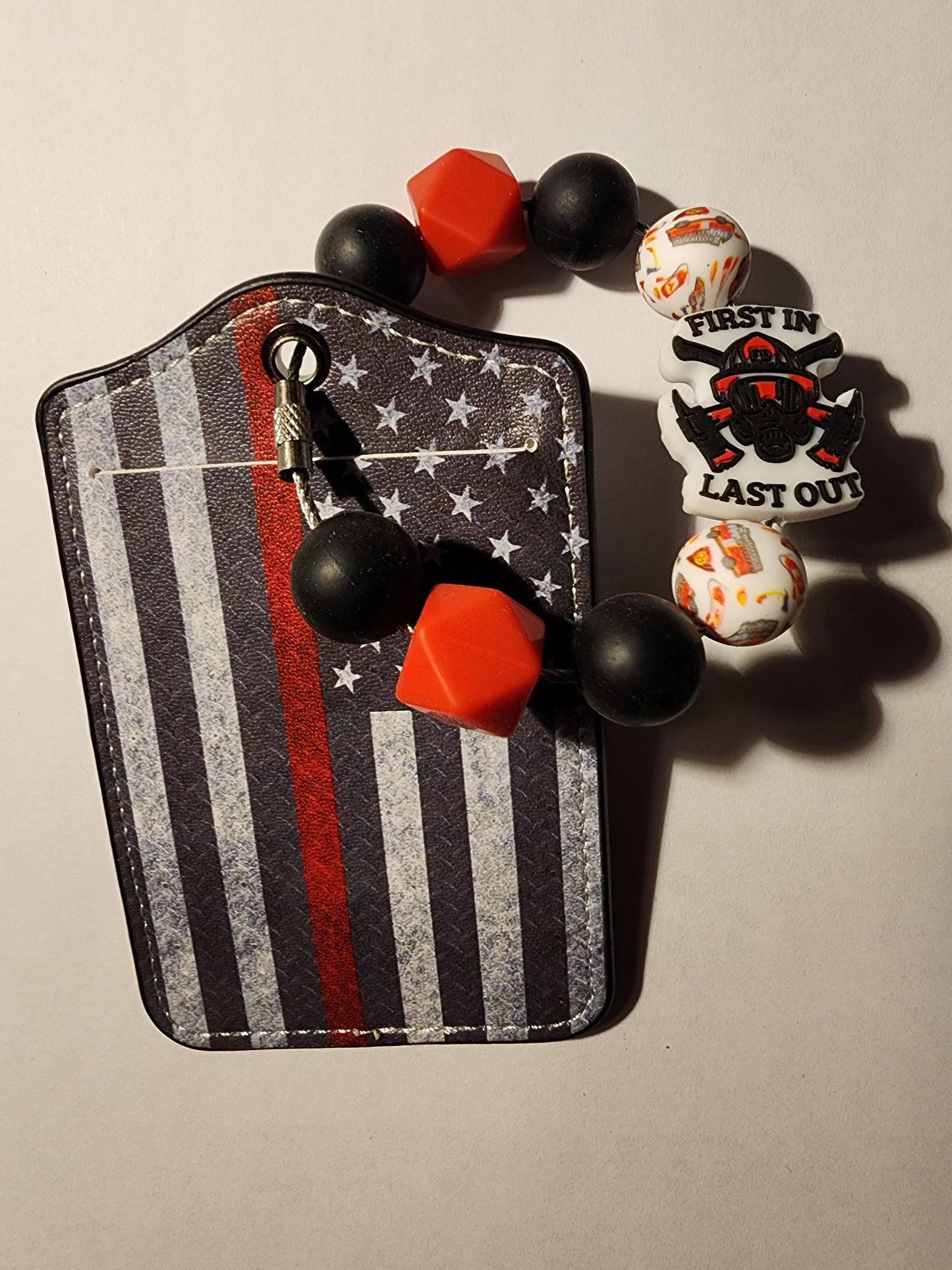 ✈️ Beaded Luggage Tags with Unique Designs