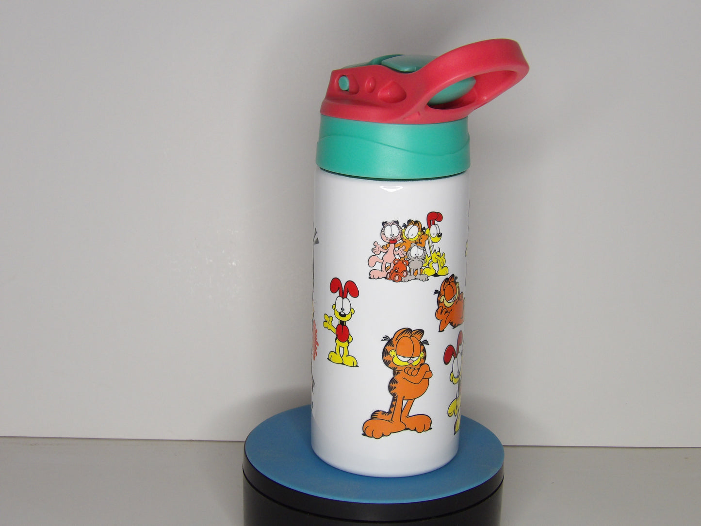 Yellow 39-Garfield Pop-Up Straw Water Bottle – 90s Cartoon Style | Made in the USA