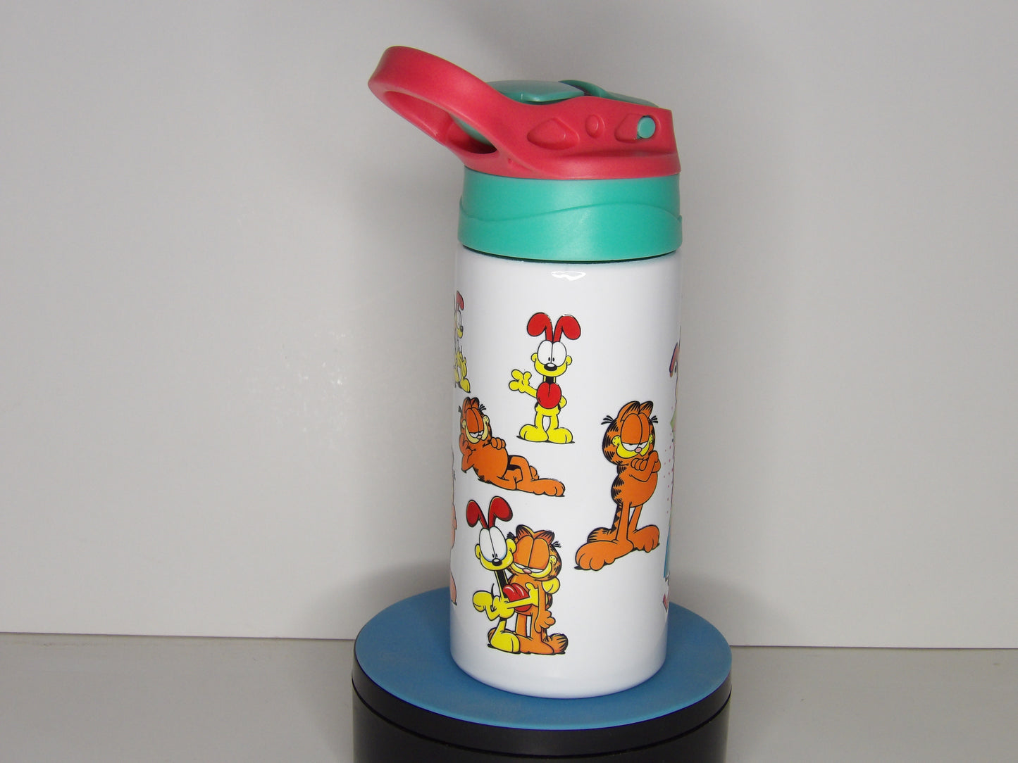 Yellow 39-Garfield Pop-Up Straw Water Bottle – 90s Cartoon Style | Made in the USA
