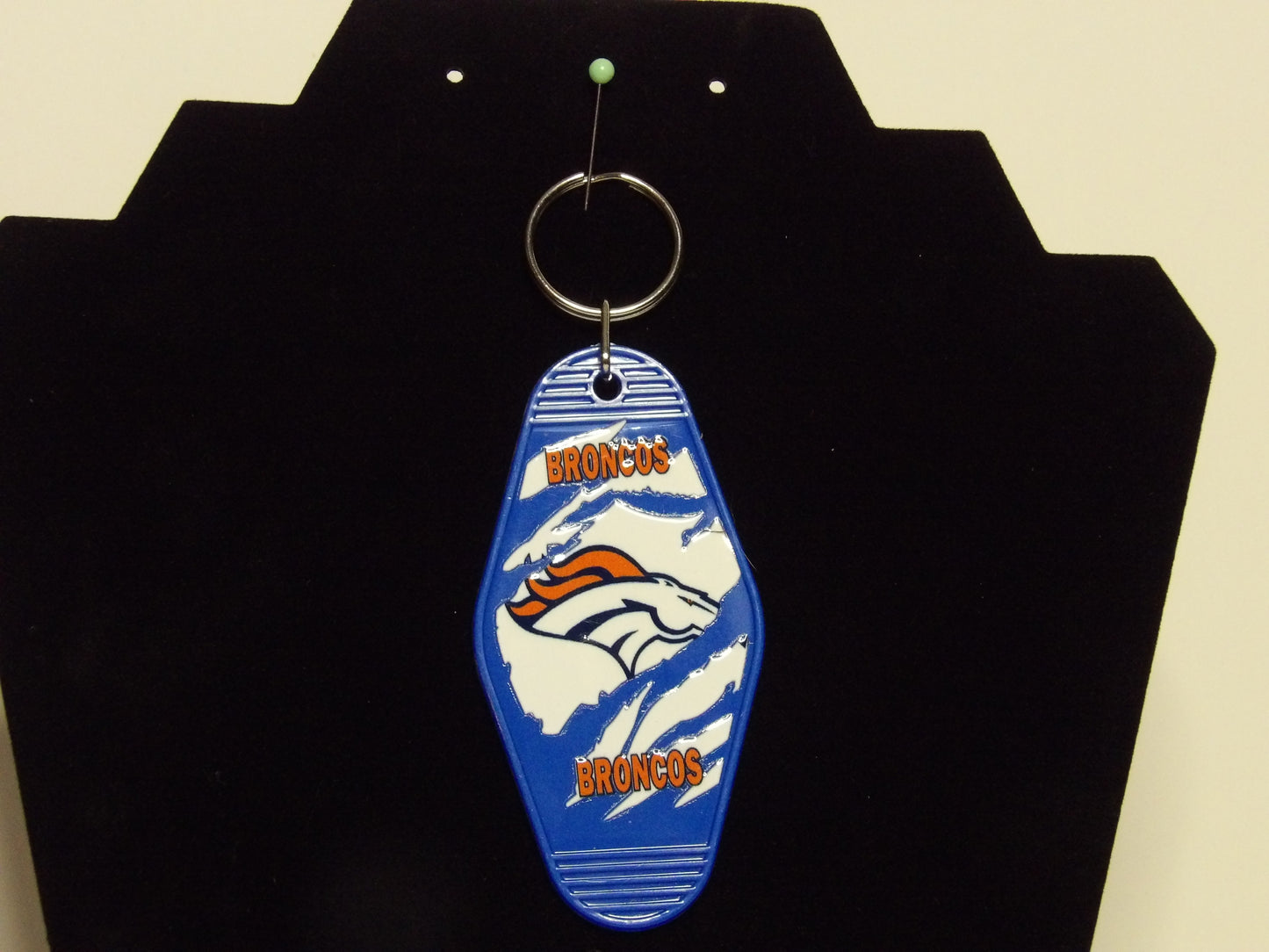 Retro Hotel Keychain with UV DTF Design