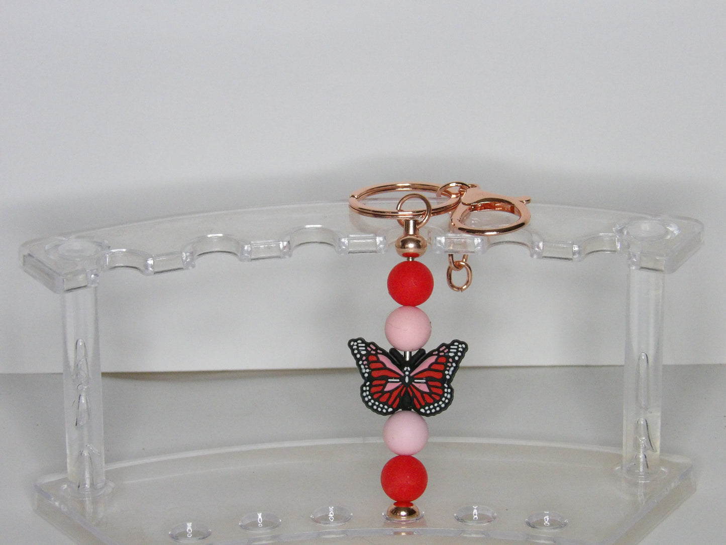🔑 Handmade Beaded Keychains – Colorful, Durable, and Customizable
