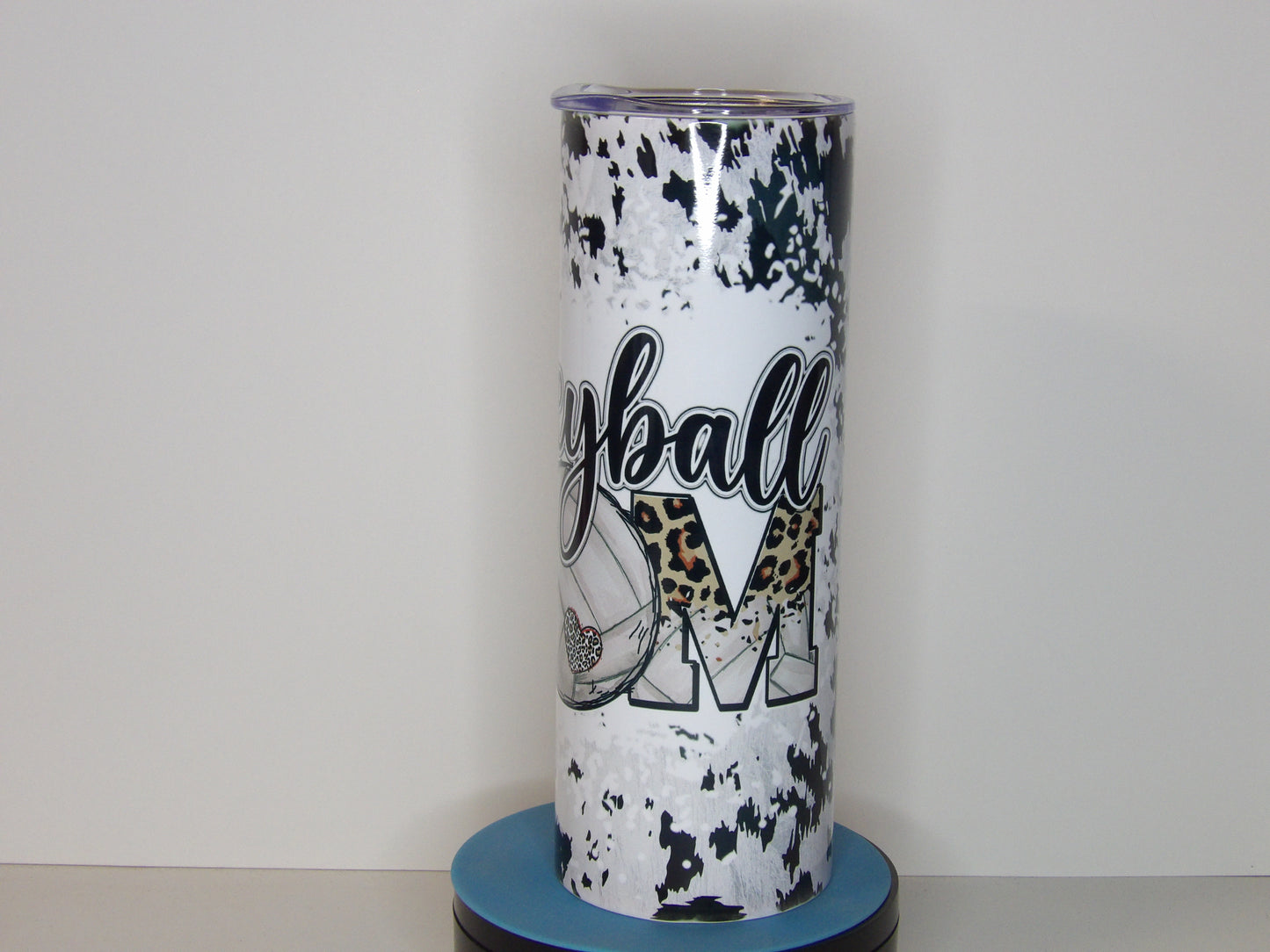 Purple 18-20oz Volleyball Mom Tumbler – Cow Print, Leopard, and Volleyball Heart Design